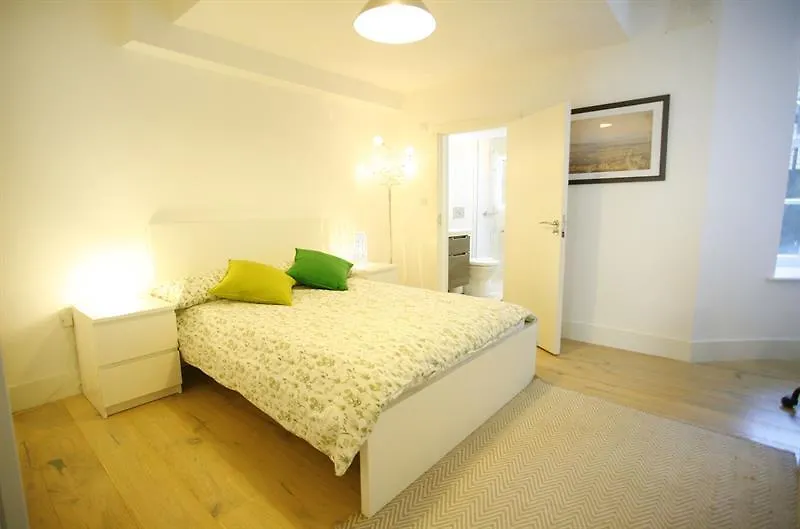 Short Let Direct - Mountjoy Square D1 Apartment Dublin